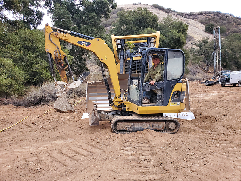 We-love-trenching_home